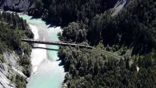 preview picture of video 'Rheinschlucht.Caumasee bei Flims.'