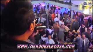 LARGATE Y QUE LEVANTE LA MANO