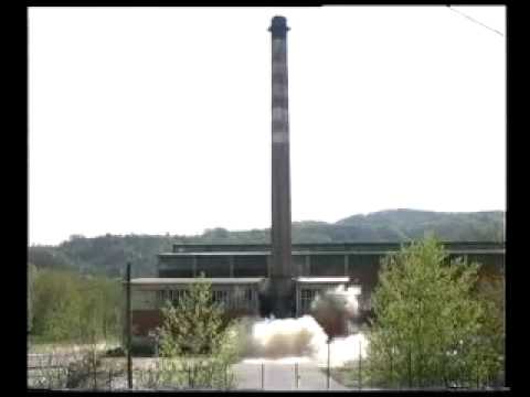 Blasting work - demolizione ciminiera a Spigno Monferrato (AL) Chimney