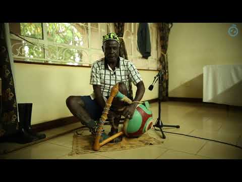 Thadayo playing Nyatiti | Singing Wells
