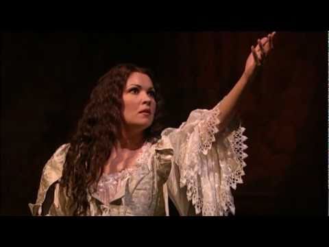 Bellini - I Puritani - Anna Netrebko (Vien, diletto, e in ciel la luna)