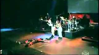 tlc Performs waterfalls live