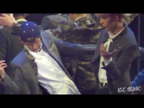 [FANCAM] 130804 부산 현인가요제 EXO - 늑대와 미녀 (백현 경수 Focus)