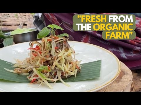 Get Your Daily Boost: Healthy Banana Blossom & Papaya Salad Recipe | Taman Dukuh | Farm Cooking
