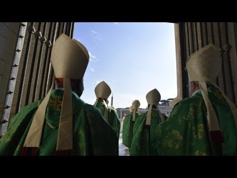 Đức Thánh Cha cử hành thánh lễ khai mạc thượng hội đồng giám mục giới trẻ