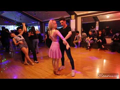 살세로 & 리타 바차타 - 수바노 스페인 댄서 초청 파티