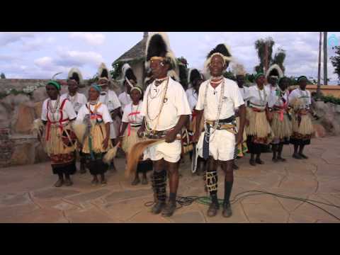 Kigane Traditional Dancers - Intro - The Singing Wells project