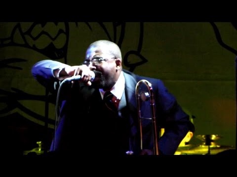Mighty Mighty Bosstones: Holy Smoke [HD] 2008-12-30 - New Haven, CT