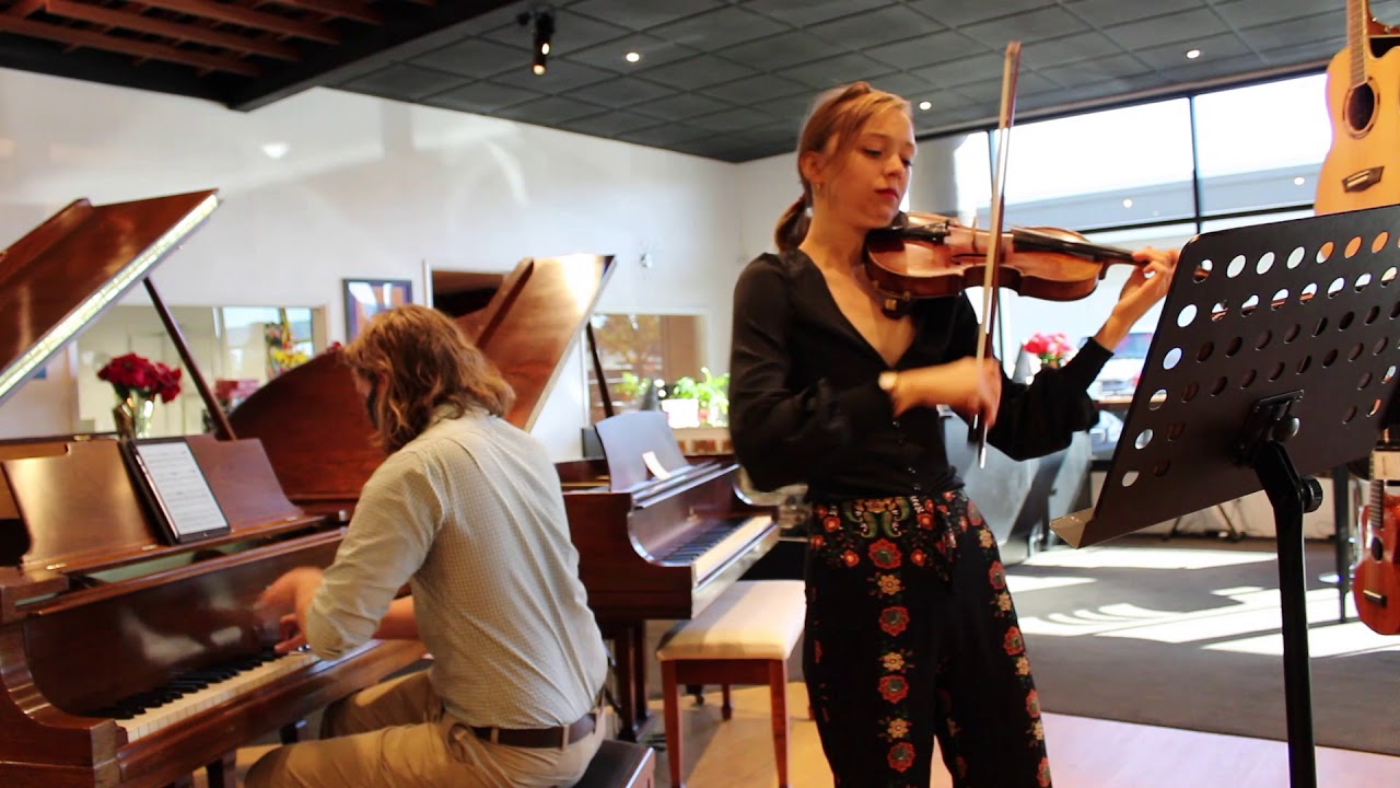 Promotional video thumbnail 1 for Caroline Fairchild, Violin