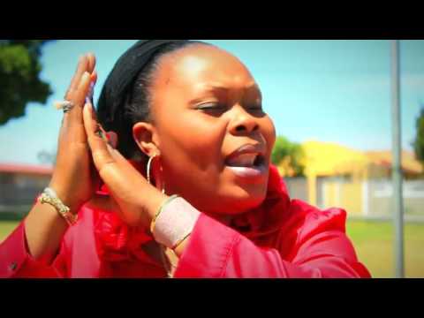 Maman SISKA KANISA NGA Clip Officiel