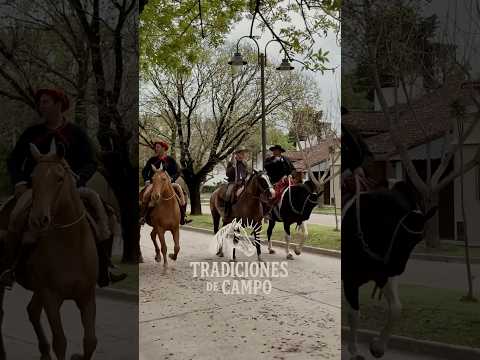 Desfile en San Antonio de Areco