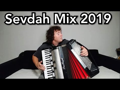 Sevdah, lagane sevdalinke - Denis Pecanin