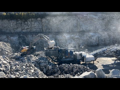 Jonsson 130 (Nordberg c130) jaw crusher. Cat 982xe & volvo ec550el. Quarry action!!