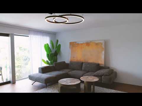 Moderná mestská vila s bazénom a výťahom na hradnom kopci