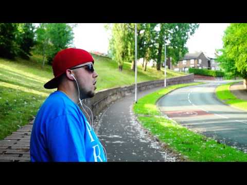 Cz£owiek Ewolucji - "Bladze, Spadam, Tone" OFICJALNY KLIP [ONE SHOT STYLE]