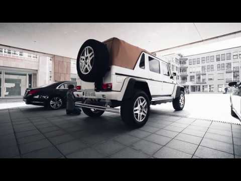 Mercedes Maybach G650 Landaulet - Startup and Revving!
