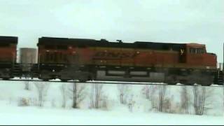 preview picture of video 'BNSF 6345 Coal Train Coming and Going_Staples Sub'
