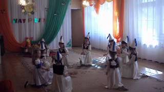 утренник наурыз 2011 в садике у Виолетты 2