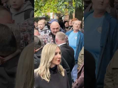 Wayne Rooney meets Tyson Fury at Ricky Hatton's funeral #shorts