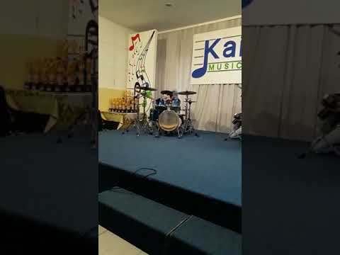 Ara Fadila cover call away by charlie puth