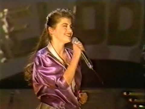 Loredana Groza - Ma intreb ce sa fac / Melodii '86