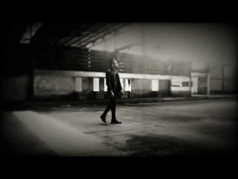 Human 80 - Einsame Straße