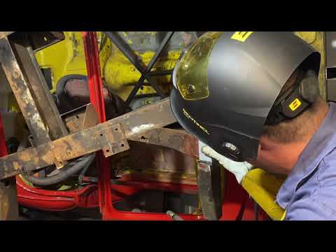 Triumph Spitfire 1500 Restoration Part 2