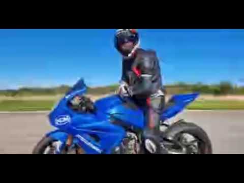 200 hp Suzuki gsx-r 1000 vs Ferrari F8 Tributo