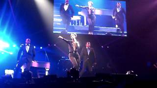 Alicia Keys - Listen to your heart - live in Newcastle May 2013