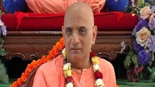 preview picture of video 'Srimad Bhagavatam in the light of Sri Brahma Samhita Day-2 ( Ujjain@2009 )'