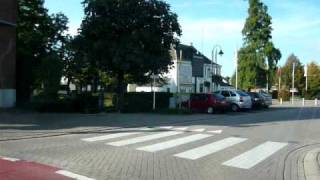 preview picture of video 'Route naar het funerarium in de Rozenstraat in Opglabbeek'