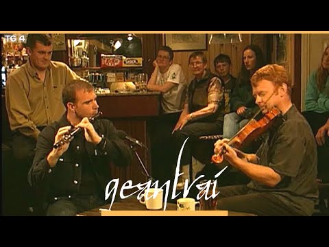 Seán Smyth & Kevin Crawford - Lúnasa | Tigh Ruairí, Inis Oírr, Árainn | Geantraí 2002 | TG4