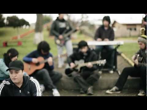 LaVitrola.cl: La Mano Fayuka - Un Día Cualquiera