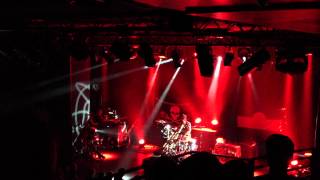 3 Roads Xavier Rudd Spirit Bird alhambra paris 2012