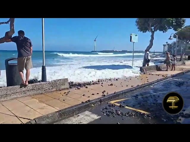 Las Mareas del Pino en la Playa de Arinaga
