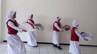 Download lagu Tarian kipas kls 4 Sekolah Dasar ( KHZ) mp3 Download lagu Tarian kipas kls 4 Sekolah Dasar ( KHZ) mp3