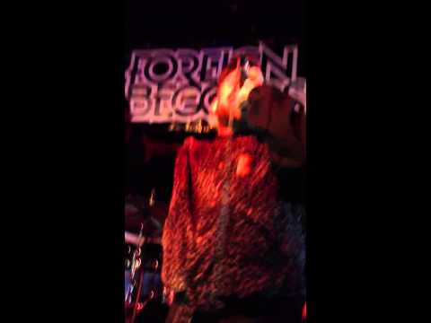 Foreign Beggars feat. Taskforce - Coded Rhythm Talk (Live @ Jazz Cafe)