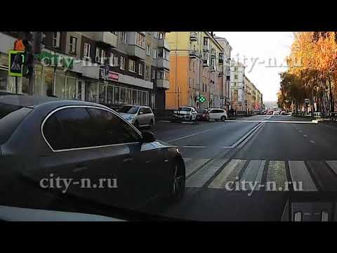 Неадекватный водитель на улице Куйбышева в Новокузнецке