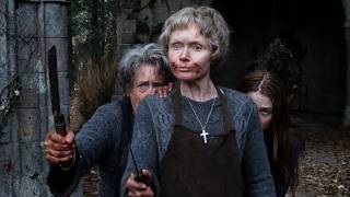The Priest Accidentally Arrived on a Mysterious Island and Faced Unimaginable Dangers