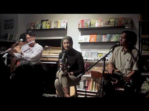 Dialog Hujan - Ananda Badudu, Senar Senja, Kevin Nikolas & Raras Ocvi