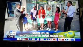 Turns out one of Hannity's adult kids is rated 25th best tennis player in U.S, Hannity plays tennis