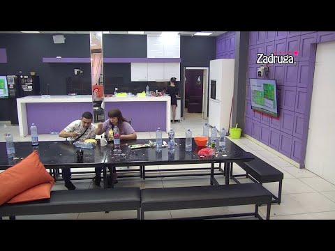 Zadruga 5 - Miksi i Bebica nadoknađuju proteine zbog stresa u emisiji - 22.04.2022.