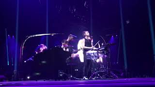 Muse - Dig Down (Acoustic Gospel Version) [Live from the Toyota Center, Houston, TX] 22 Feb. 2019