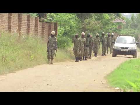 烏干達指責美國特使試圖破壞選舉。 (Uganda accuses U.S. envoy of trying to subvert election)