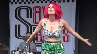 Save Ferris - Come On Eileen (Dexys Midnight Runners Cover) Live at Vans Warped Tour 2017