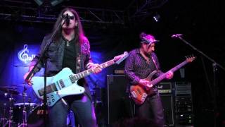 ''WHATCHA GONNA DO?'' - SUPERSONIC BLUES MACHINE @ Callahan's, July 2017