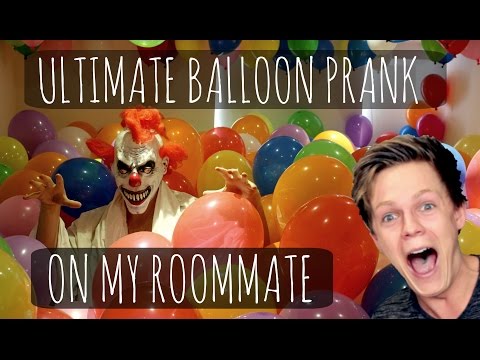 私のルームメイトに究極のバルーンいたずら (Ultimate Balloon Prank On My Roommate)