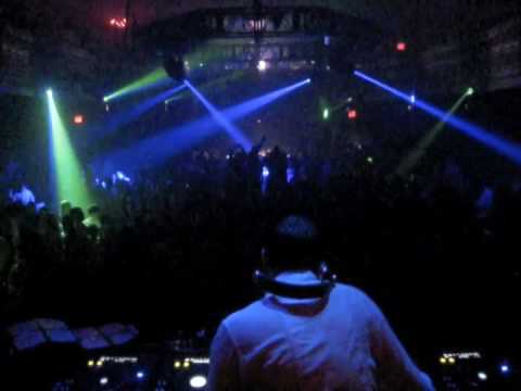 DJ Amadeus & Kaskade live at WEBSTER HALL (New York) April 2009