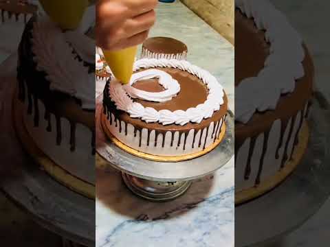 Fresh chocolate cake ustad faisal And M Imran from Gujarat subscribe this chanal