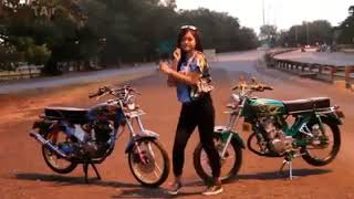 Download lagu Cewe cantik goyang enjoy ' holiday' mp3 Download lagu Cewe cantik goyang enjoy ' holiday' mp3